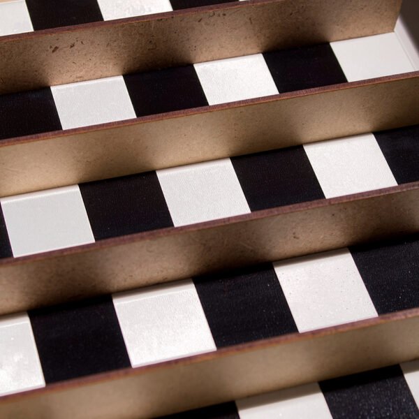 Wooden Wall-mounted Chess - Image 2